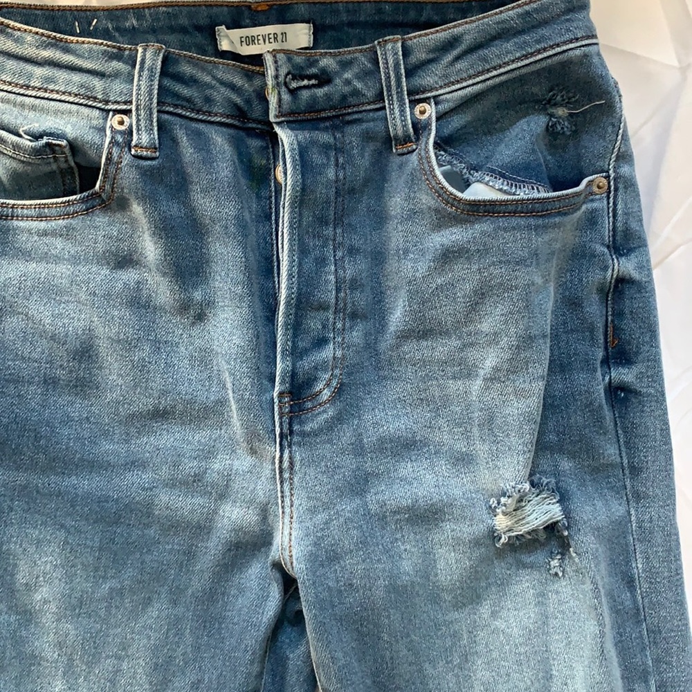 Body Sculpt Distressed High Waisted Mom Jeans💕